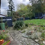 3 In Stadt *